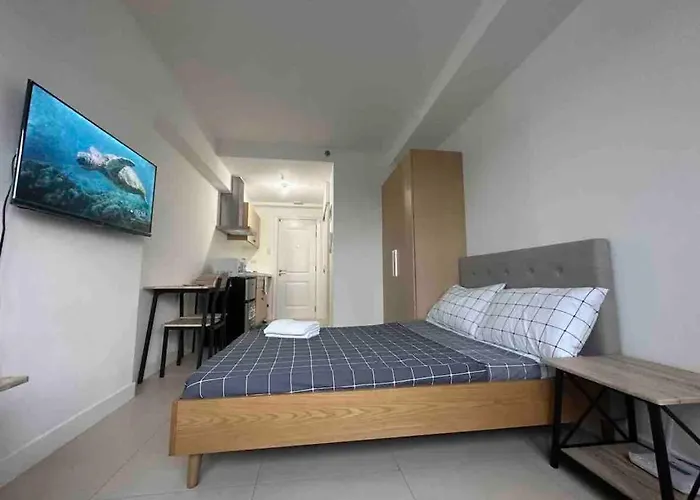 Fast Wifi - Free Pool Access - Netflix - Hot Shower