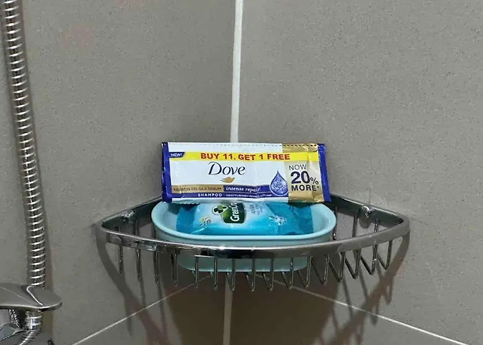 Fast Wifi - Free Pool Access - Netflix - Hot Shower
