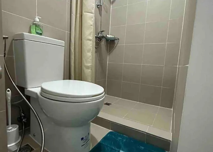 Fast Wifi - Free Pool Access - Netflix - Hot Shower Apartamento Manila